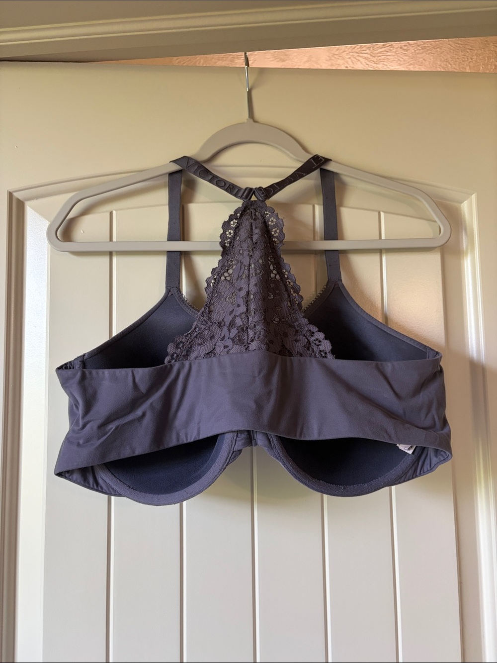 Victoria Secret Perfect Coverage Bra 40DD - Picture 3 of 4